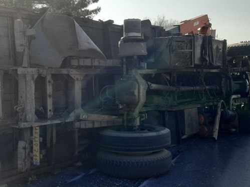 واژگونی کامیون