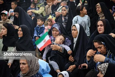 اجتماع بزرگ دختران و نور کرامت در مشهد