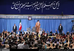 دیدار دانش&zwnj;آموزان و دانشجویان با رهبر انقلاب