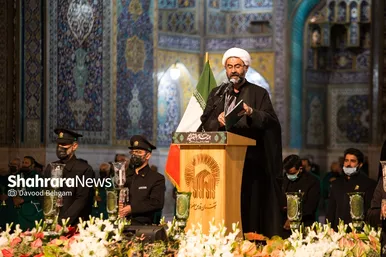 آیین خطبه خوانی شب شهادت امام رضا(ع) در حرم مطهر رضوی