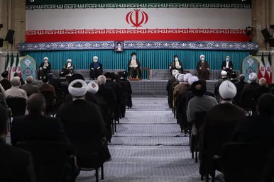 مراسم تنفیذ حکم سیزدهمین دوره ریاست جمهوری اسلامی ایران‌