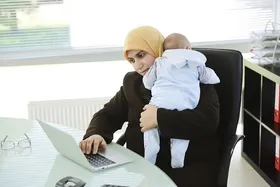 همه چیز درباره افزایش &laquo;مرخصی زایمان&raquo; مادران دارای فرزند دو قلو از ۹ ماه به یکسال