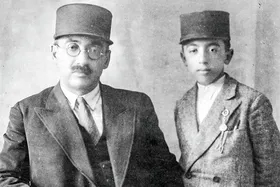 طبیب اعظم با درد مردمان آشنا بود | روایتی تاریخی از دکتر موسی و نصرا... حجازی