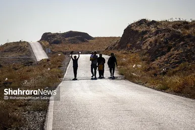 گزارش تصویری | زائران پیاده امام رضا (ع)