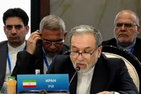 عراقچی: امنیت افغانستان در گرو همکاری منطقه‌ای و پایان تنش با پاکستان است