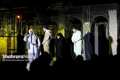 نمایش میدانی «نوری در نیمروز»