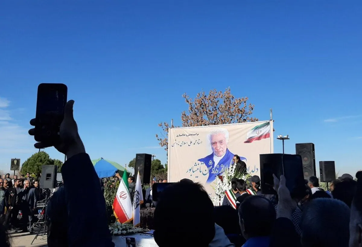 عواید حاصل از کتاب‌هایم صرف بهسازی جاده مشهد به توس خواهد شد | نگاهی به وصیت مهم دکتر محمدعلی اسلامی ندوشن