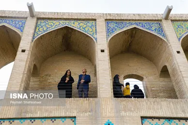 نوروزگردی | اصفهان سی و سه پل