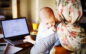 درخواست برقراری حق اولاد و عائله&zwnj;مندی برای بانوان شاغل و حمایت از حقوق برابر زن و مرد