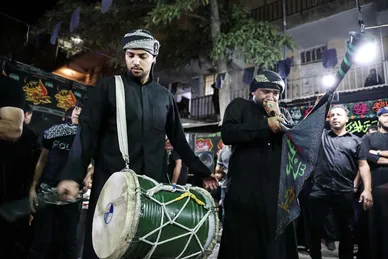 آیین سینی گردانی حضرت قاسم علیه السلام در شب هشتم محرم