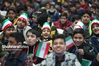 جشن دهه نودی‌ها در مشهد