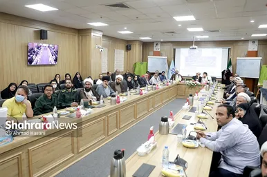 آیین معرفی برگزیدگان هجدهمین دوره انتخاب کتاب سال خراسان رضوی
