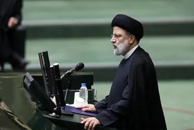 رئیسی برای تقدیم لایحه برنامه هفتم توسعه به مجلس می&zwnj;رود (۱۵ خرداد ۱۴۰۲)