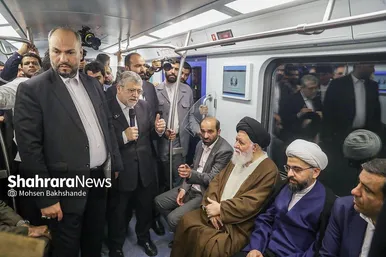 گزارش تصویری | بازدید آیت‌الله علم‌الهدی از ایستگاه باب‌الجواد(ع) مترو مشهد