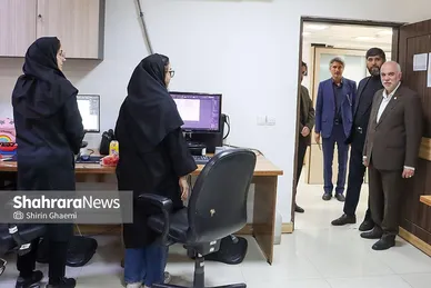 گزارش تصویری | بازدید مدیران استانی و شهری از موسسه فرهنگی شهرآرا به مناسبت روز خبرنگار - ۲
