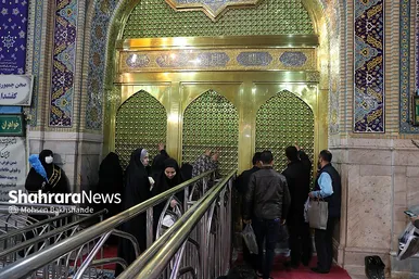 شب عید مبعث در حرم مطهر رضوی
