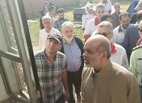 بازدید وزیر کشور از ۲ روستای زلزله&zwnj;زده خوی| وحیدی: مسئولان قبل از شروع فصل سرما، تکلیف ساخت&zwnj;و&zwnj;ساز&zwnj;ها را نهایی کنند