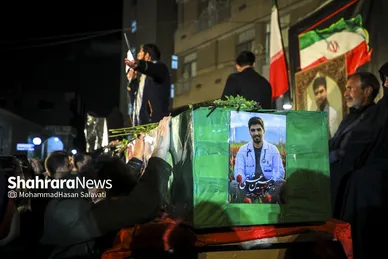 گزارش تصویری | وداع با پیکر مطهر پرستار شهید «حسین عشقی» در مشهد