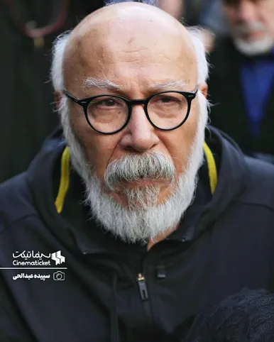 عکس‌هایی از تشییع پیکر رضا داودنژاد (۲)