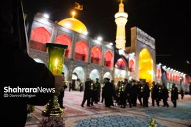 آیین خطبه&zwnj;خوانی شب عاشورا در حرم امام رضا (ع)؛ امشب (۱۶ مردادماه ۱۴۰۱)