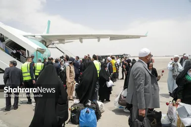 گزارش تصویری | بازگشت اولین کاروان حجاج خراسانی به مشهد