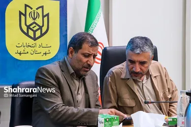 عکس‌هایی از دور دوم انتخابات ریاست جمهوری در مشهد (۵)