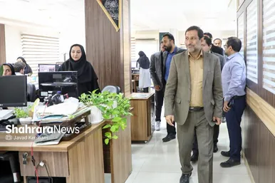 بازدید جمعی از مسئولین شهری مشهدمقدس از موسسه فرهنگی شهرآرا (۲) (۱۶ مرداد ۱۴۰۳)