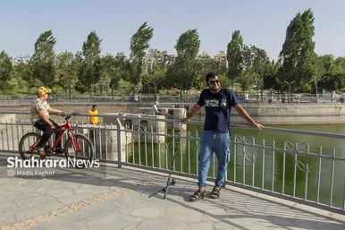 جشنواره ماهیگیری در رود پارک مشهد