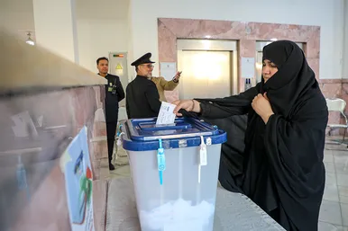  دور دوم انتخابات مجلس شورای اسلامی در مشهد