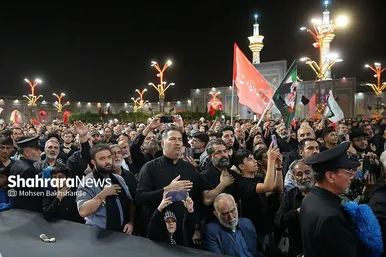 گزارش تصویری | شب سوم مراسم بزرگداشت رهبر شهید ایران در حرم مطهر امام رضا (ع)