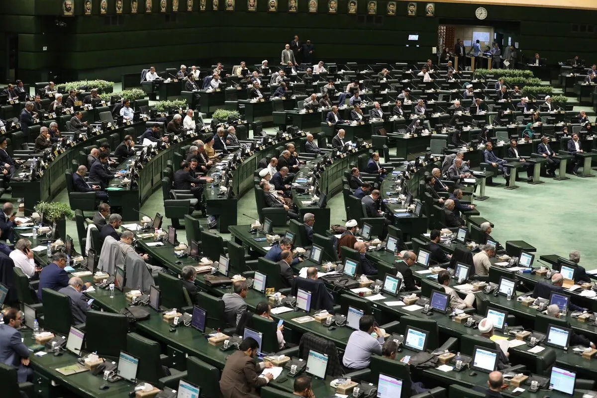 فراکسیون صنعت مجلس: دشمن در سناریوی جنگ اقتصادی شکست خورد
