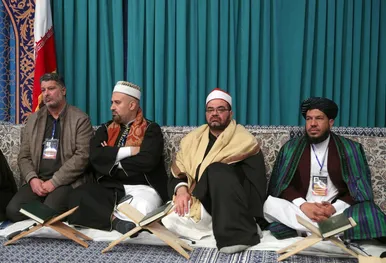 گزارش تصویری | دیدار شرکت‌کنندگان در مسابقات بین‌المللی قرآن کریم با رهبر معظم انقلاب (۱۴ بهمن ۱۴۰۳)