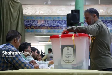 عکس‌هایی از مرحله دوم انتخابات چهاردهمین دوره ریاست‌جمهوری در مشهد (۲)