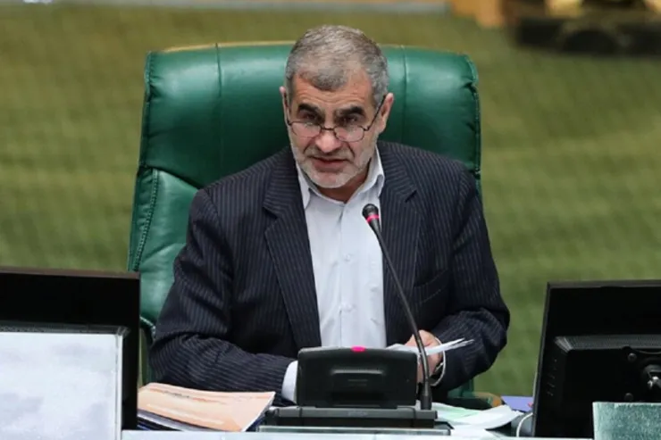 نایب رئیس مجلس: بیش از یک میلیون بشکه نفت می فروشیم