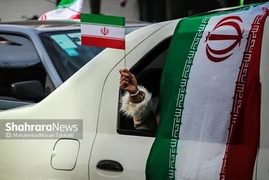 راهپیمایی خودرویی ۲۲ بهمن در مشهد - ۲
