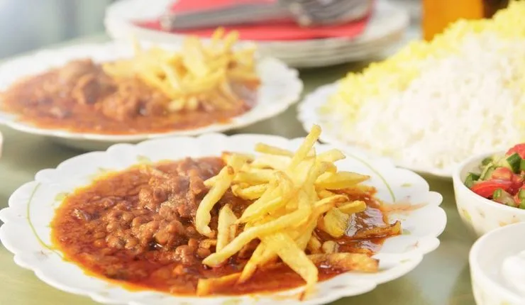 نگاهی به تاریخچه خورش قیمه | شاهنشاه خورش‌ها