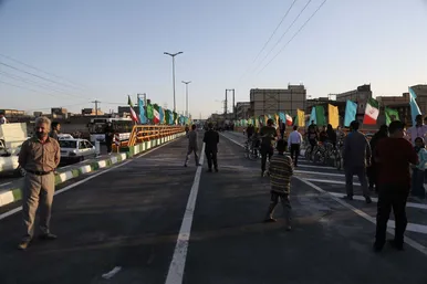 مراسم بهره برداری از پل دهرود