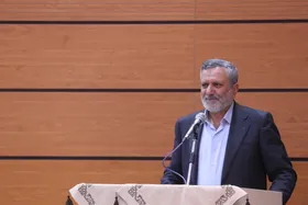 تقدیر وزیر رفاه از خانواده نیکوکار مشهدی| مرتضوی: فرآیند&zwnj;های فرزندخواندگی در بهزیستی با قید فوریت اصلاح شد+ عکس