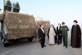 رئیس&zwnj;جمهور: ارتش و سپاه در دل ملت جای دارند، مردم خیالشان از امنیت کشور آسوده است