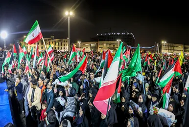 اجتماع بزرگ حمایت از کودکان غزه در عرصه میدان شهدا مشهد