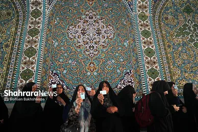 عکس‌هایی از مرحله دوم انتخابات چهاردهمین دوره ریاست‌جمهوری در مشهد (۱)