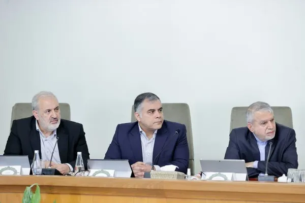پزشکیان: ‌اگر مردم با ما همراه باشند هیچ مشکلی کشور را به مخاطره نمی‌اندازد