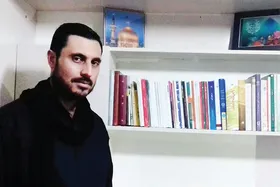 گفتگو با سید مهدی موسوی محمدی، شاعر جوان مشهدی که به سرودن شعر آیینی علاقه&zwnj;مند است