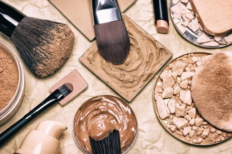 استفاده از محصولات آرایشی دست دوم چه عوارضی می‌تواند داشته باشد؟