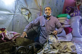 محمدآقا لحاف&zwnj;دوز از زیر و بم شغلی می&zwnj;گوید که از رونق افتاده است | سکوت کمان حلاج&zwnj;ها