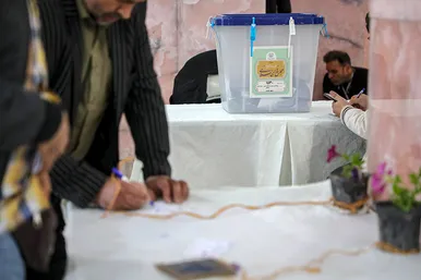  دور دوم انتخابات مجلس شورای اسلامی در مشهد