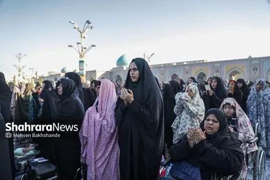 گزارش تصویری | نماز عید فطر در حرم امام‌رضا(ع)