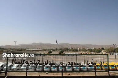 رونمایی از ١۵٠ دستگاه ون و اتوبوس با حضور وزیر کشور در مشهد