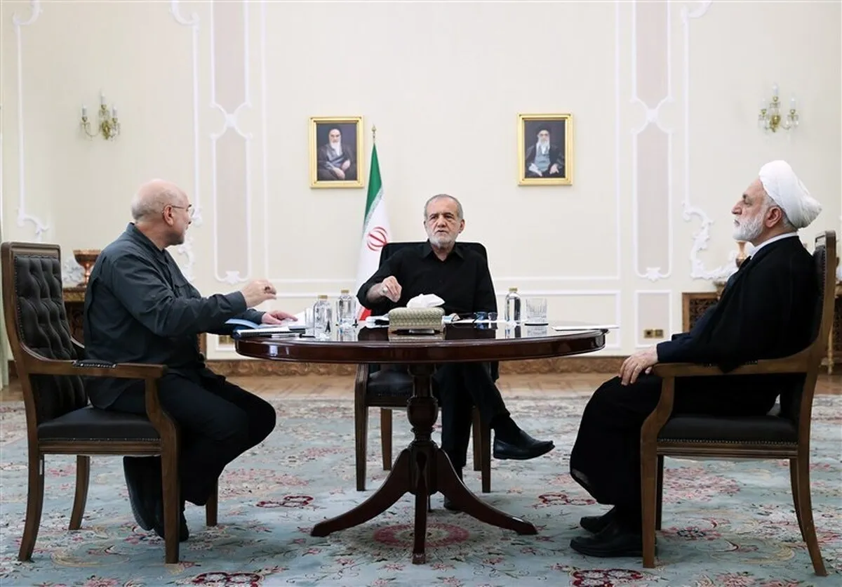 برگزاری جلسه سران قوا به میزبانی پزشکیان (۴ مرداد ۱۴۰۴)