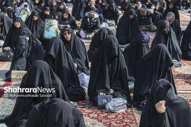 گزارش تصویری | عزاداری شهادت رهبر معظم انقلاب اسلامی، در حرم امام‌رضا(ع) - ۱